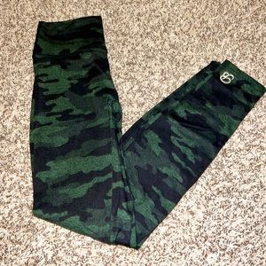 Bombshell Sportswear Fit Camo Leggings